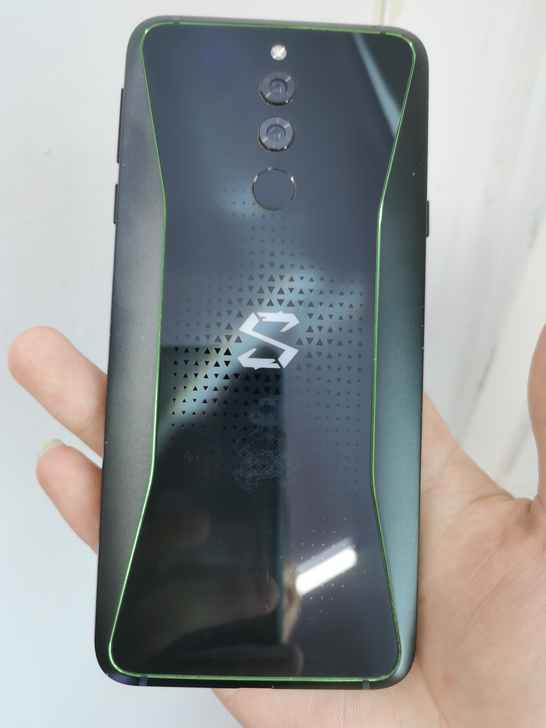 黑鲨helo  8+128，全部正常无维修...