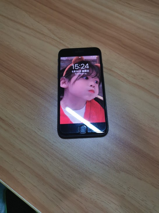 iPhone 8美版64G，个人备用机使用...