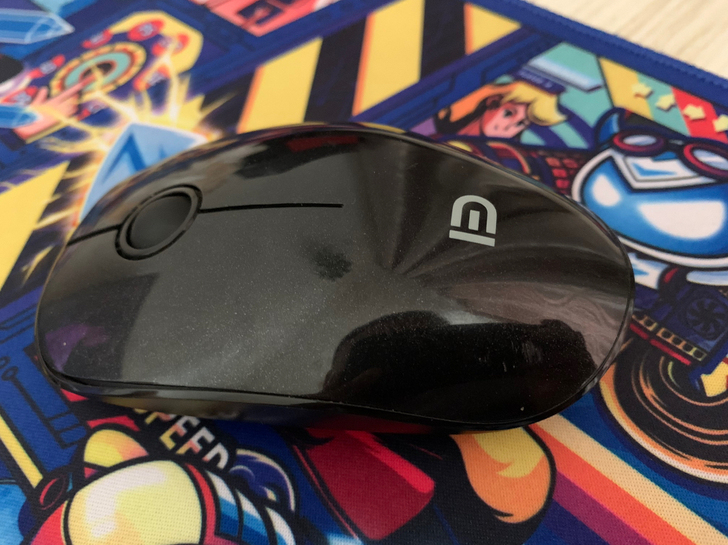 无线蓝牙鼠标便宜出售了，闲置在家里没用，