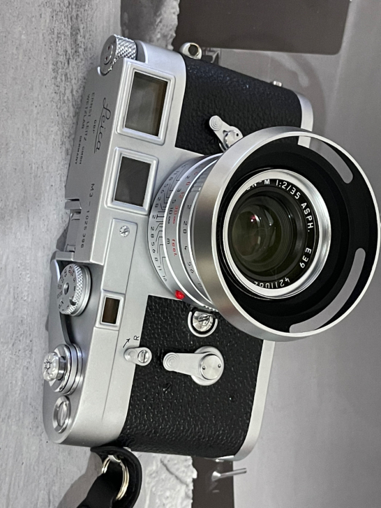 徕卡m3 后期百万号段，单拨，几十年的老机...