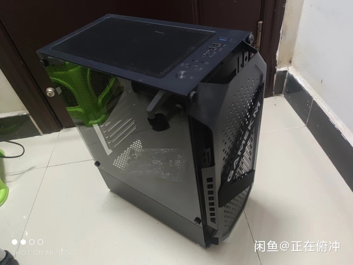 侧透机箱，箱说全，全新仅拆封，包邮