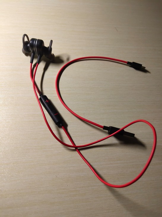 京东买的魅族EP51蓝牙运动耳机，九九新，...