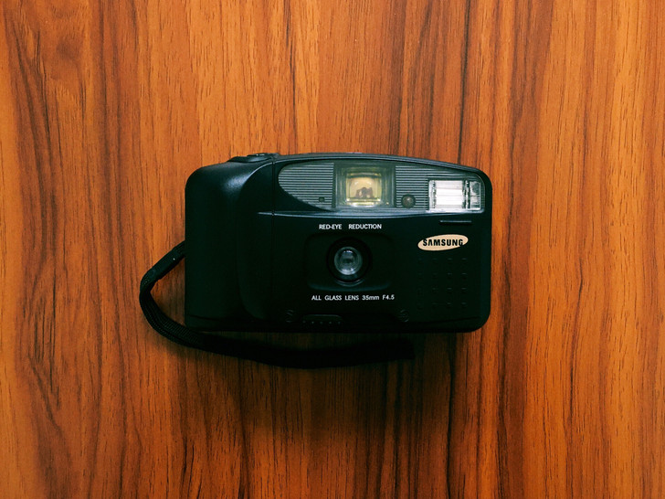 三星大眼睛胶片相机