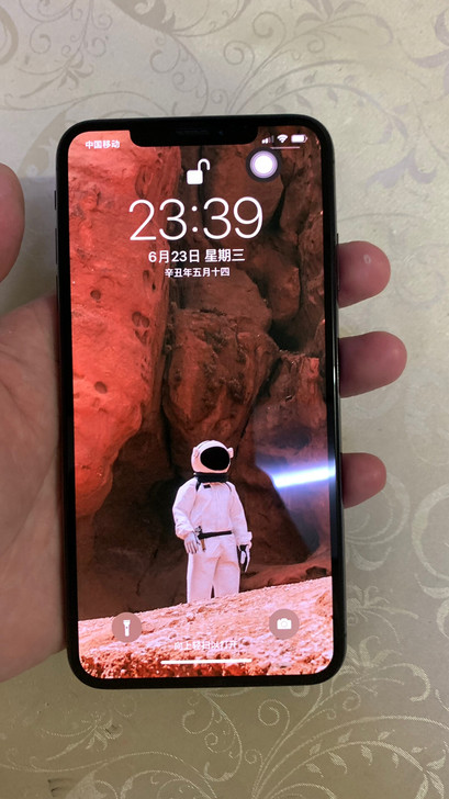 iPhone xs max  自用99新