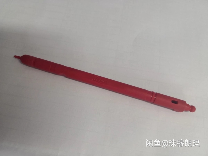 全新徕卡全站仪原装触控笔，笔尖是收缩式的。