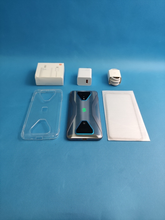 成色新黑鲨3铠甲灰12+256G游戏5G手...