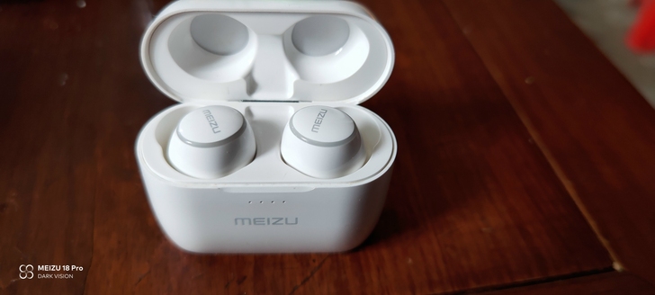 魅族无线蓝牙耳机，pop2s，成色很新，刚...