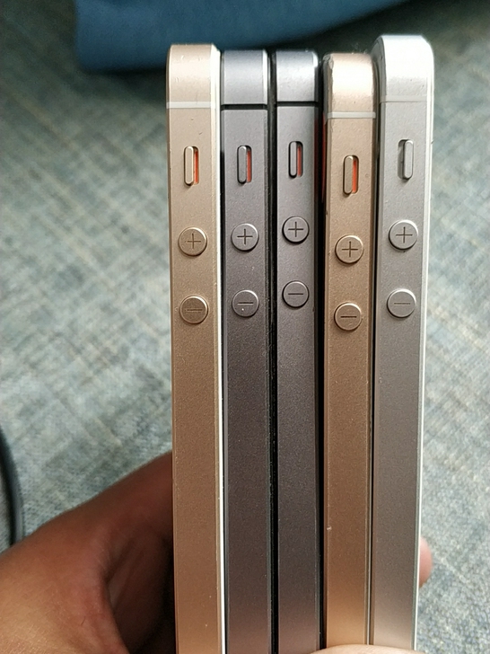 苹果se   19台16g  2台32g ...