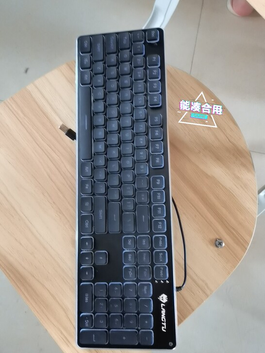 二手键盘,毕业带不走了,单色键盘,蓝牙鼠标...