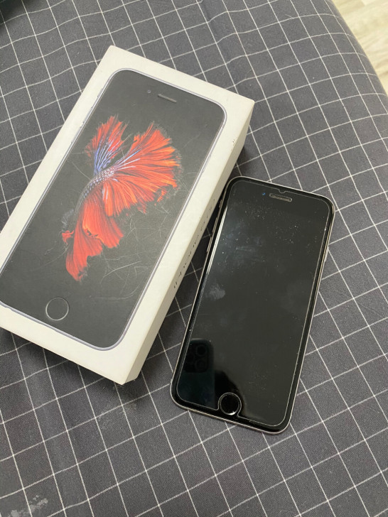 苹果iPhone6s,深空灰色国行64内存...