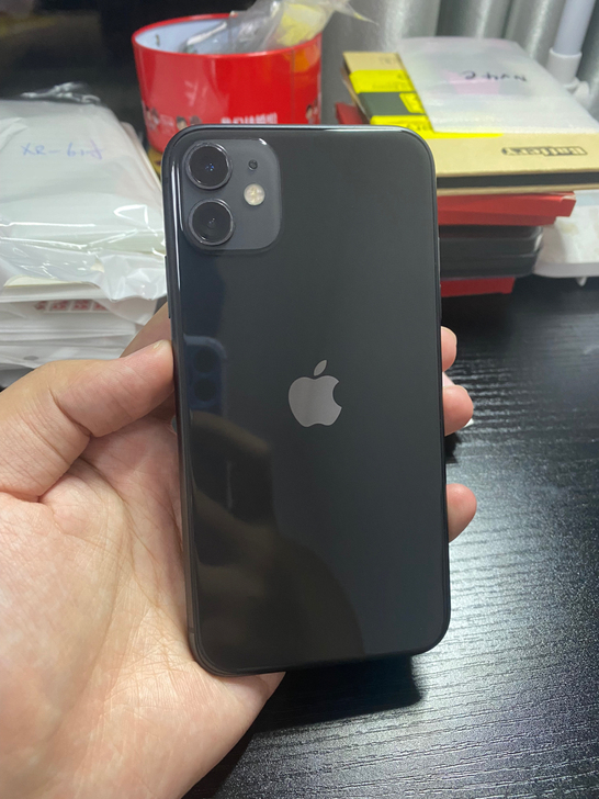 iPhone11 64g 黑色 美版黑解无...