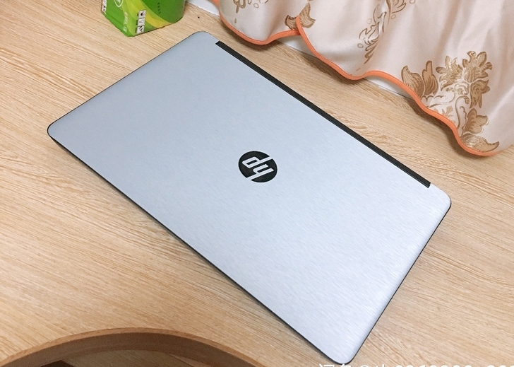 i7四代大屏游戏本 顶配8G 256G固态...