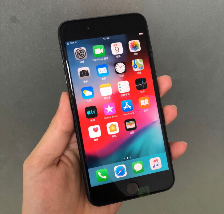 苹果8颜色齐全 iPhone8功能全好指纹...