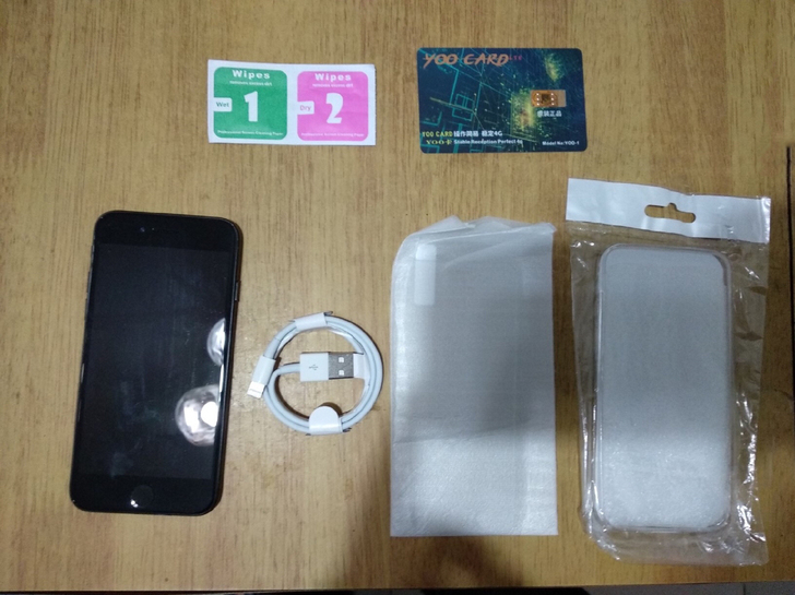 苹果7，32g，插卡即可正常使用，登陆苹果...