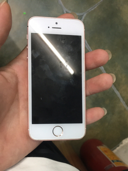 苹果 iPhone SE，64G，游戏机，...