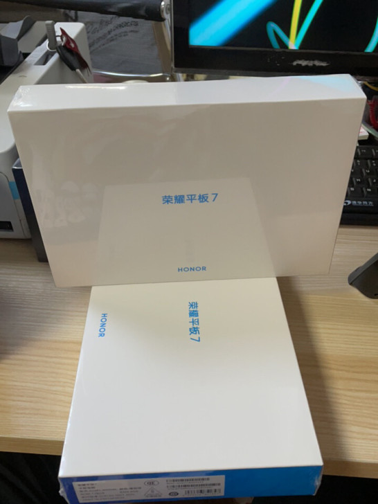 荣耀7平板  4+128  wifi   ...