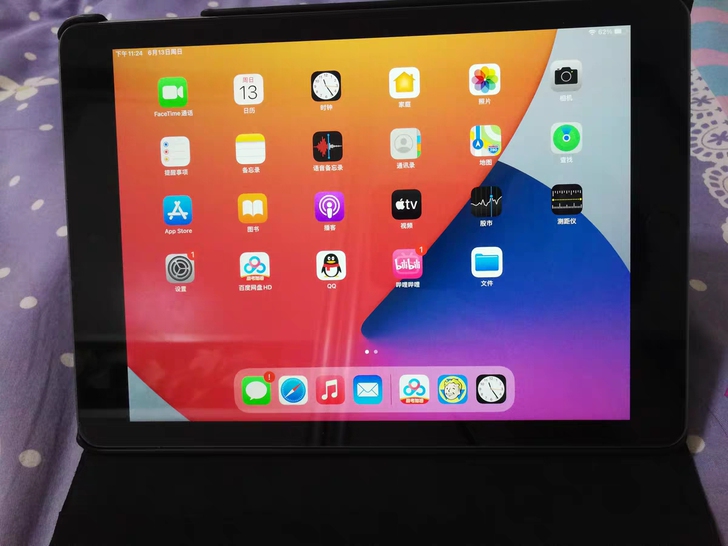 急急急 特价出自用IPad苹果2019款1...