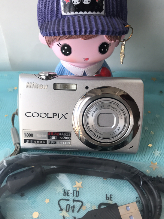 9新，尼康S220数码相机，有效像素: 1...