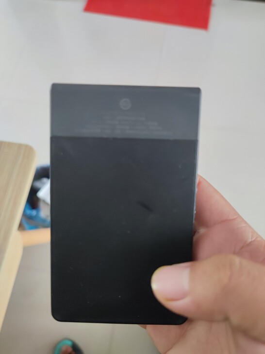 卖闲置 华为5000充电宝用不上了