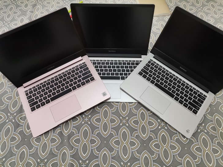 小米红米笔记本电脑金属超薄窄边框