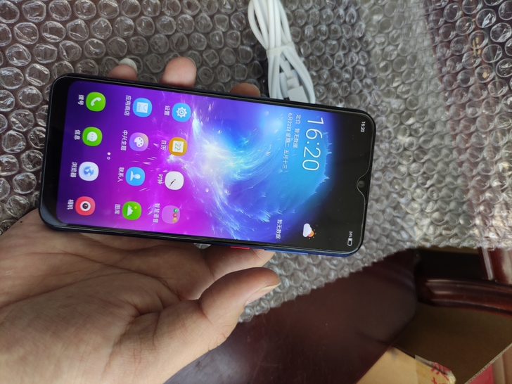 中兴Blade A7 2+32g 全网通4...