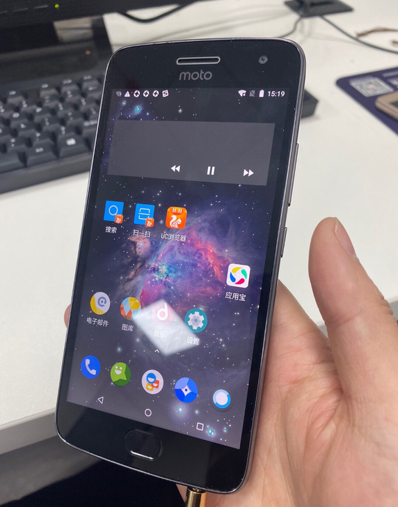 摩托罗拉g5p无人直播手机，可支持视频聊天...