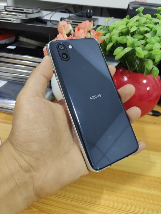 3k高刷屏，高通845，夏普r2，shv4...