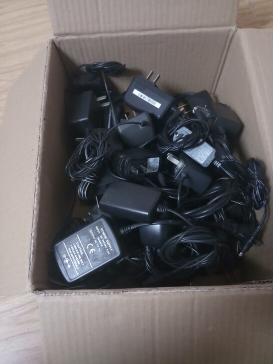 适配器  充电器3.7v5v9v12v  ...