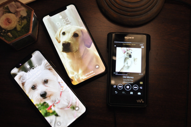 出自用iPhone x 64g 黑色一部。