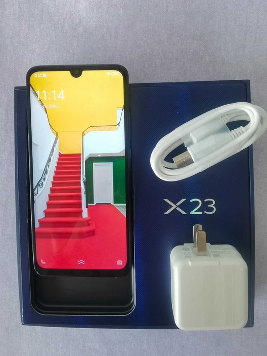 Vivox 23几乎全新.正品手机  高配...