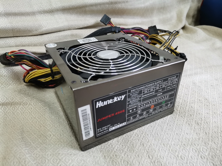 航嘉电源，额定功率450W，闲置转让