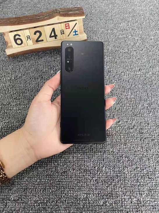 24 索尼xperia1ii 黑色12+2...