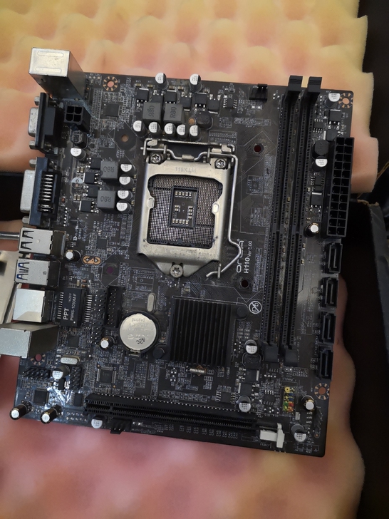 七彩虹H110 换新电脑了 出老...