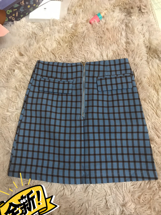 全新蓝格子半身裙