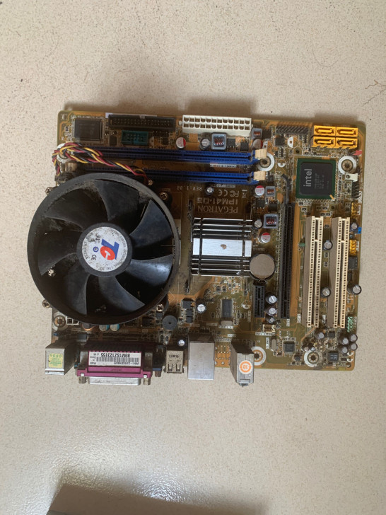 自用神舟电脑上拆下来的主板带CPU，有个D...