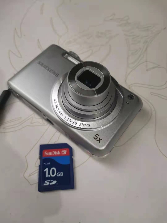 三星es70高清网红复古CCD三星数码相机...