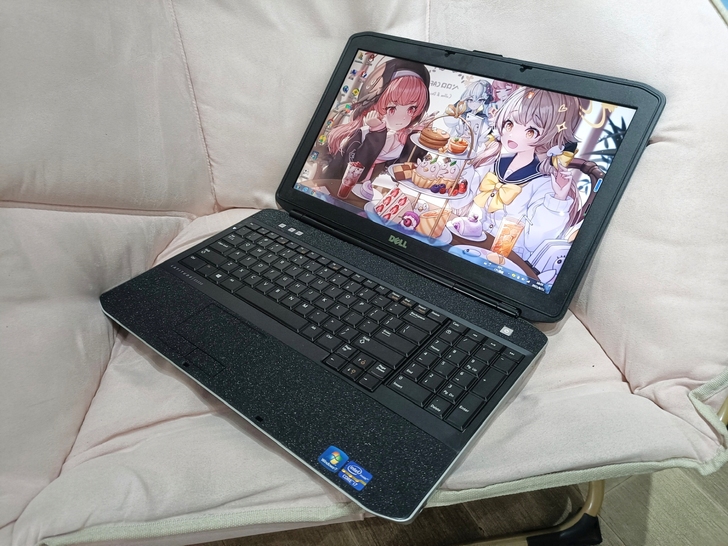 诚意转让个人自用戴尔笔记本i7高配8g四核...