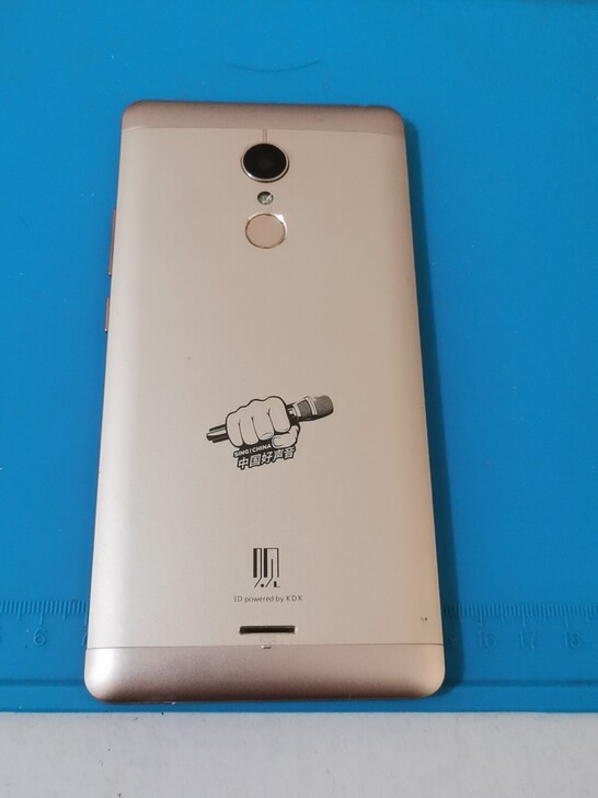 中兴通讯定制款3D手机，中国新歌声手机V5...