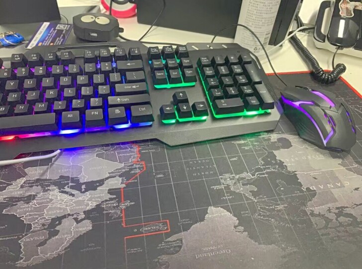 五年质保牧马人炫光机械手感游戏键盘台式笔记...