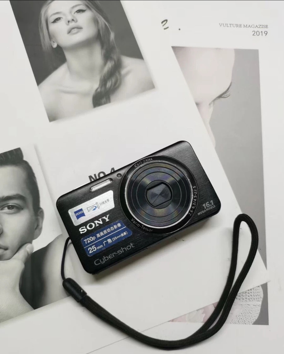 索尼w630 成色95新