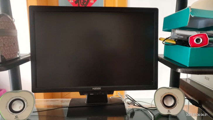 因购置新机器，现闲置19寸神舟正版显示器一...