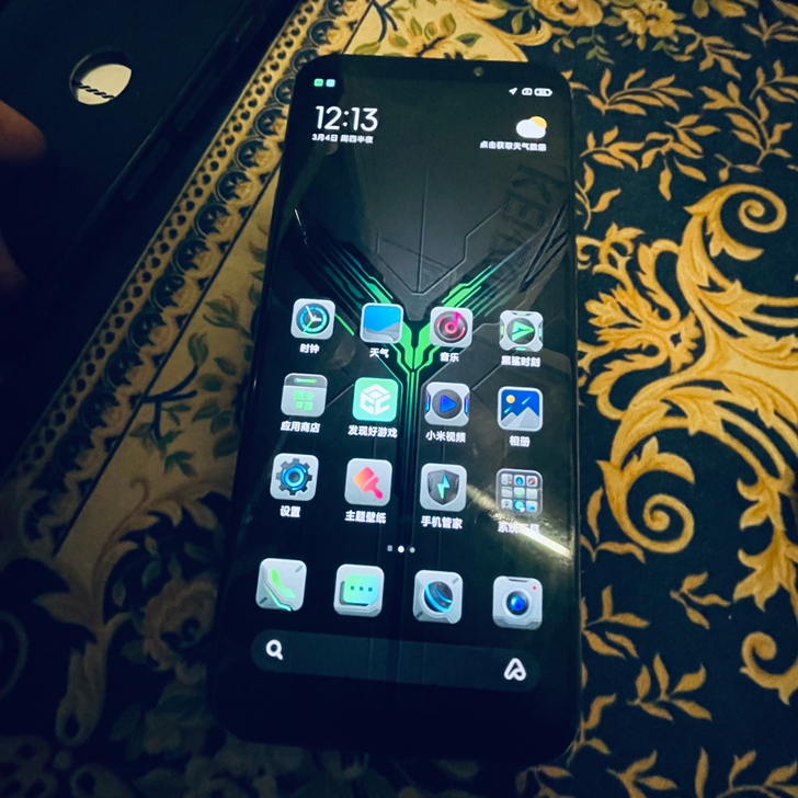 黑鲨2代手机6+128