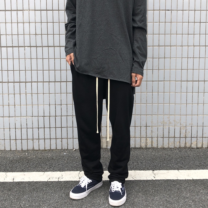 A chock 侃爷同款洗水做旧直筒休闲运...