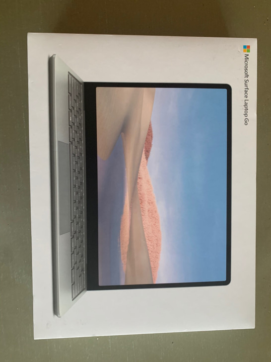 微软Surface Laptop Go 8...