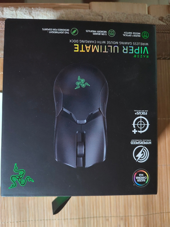 雷蛇毒蝰终极版，带底座，1月买来用的，换了...