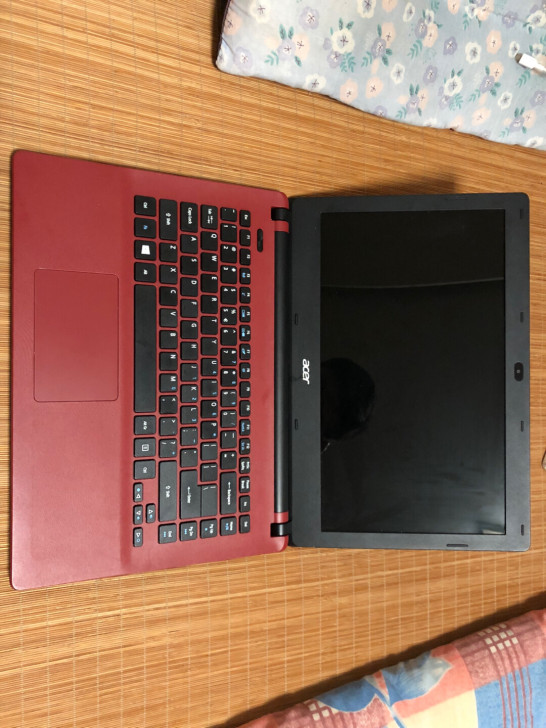 宏基14寸薄本商务本16年出厂外观准新，出...