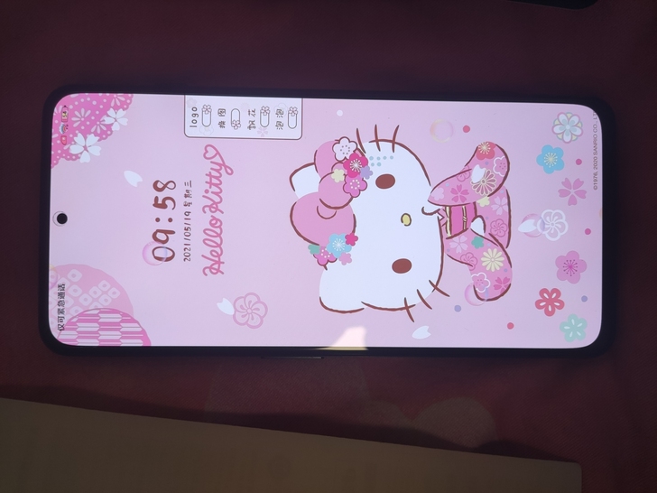 黑鲨4，8+128，用来吃鸡两个月，一直带...