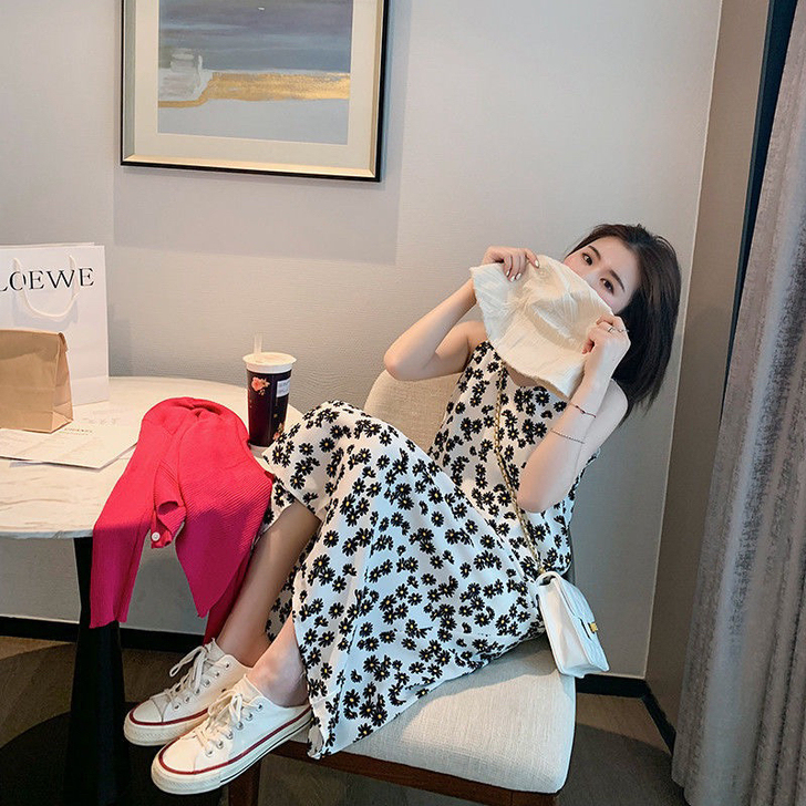 全新 【27元包邮】小雏菊碎花连衣裙仙女显...