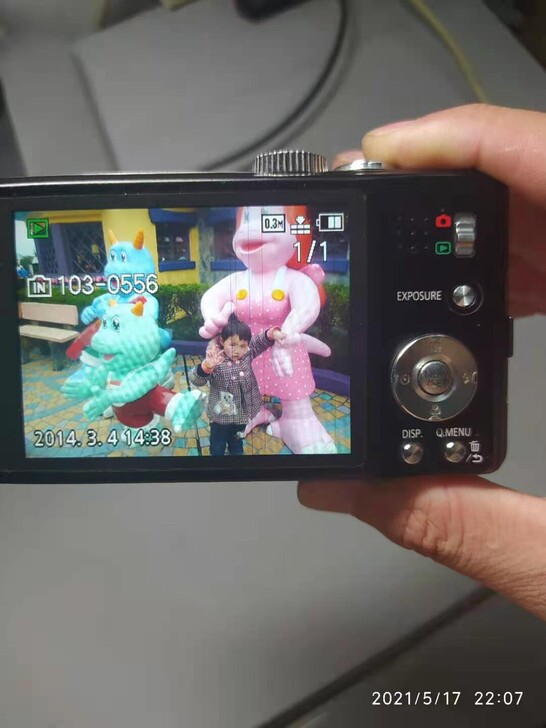 松下ZS10数码相机,问题相机,镜头坏,屏...