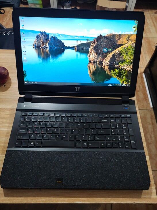 未来人类笔记本 i7  6700 8内存 ...